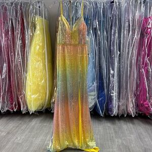 Splash Multicolor NWT size 10 Sequin Prom Dress